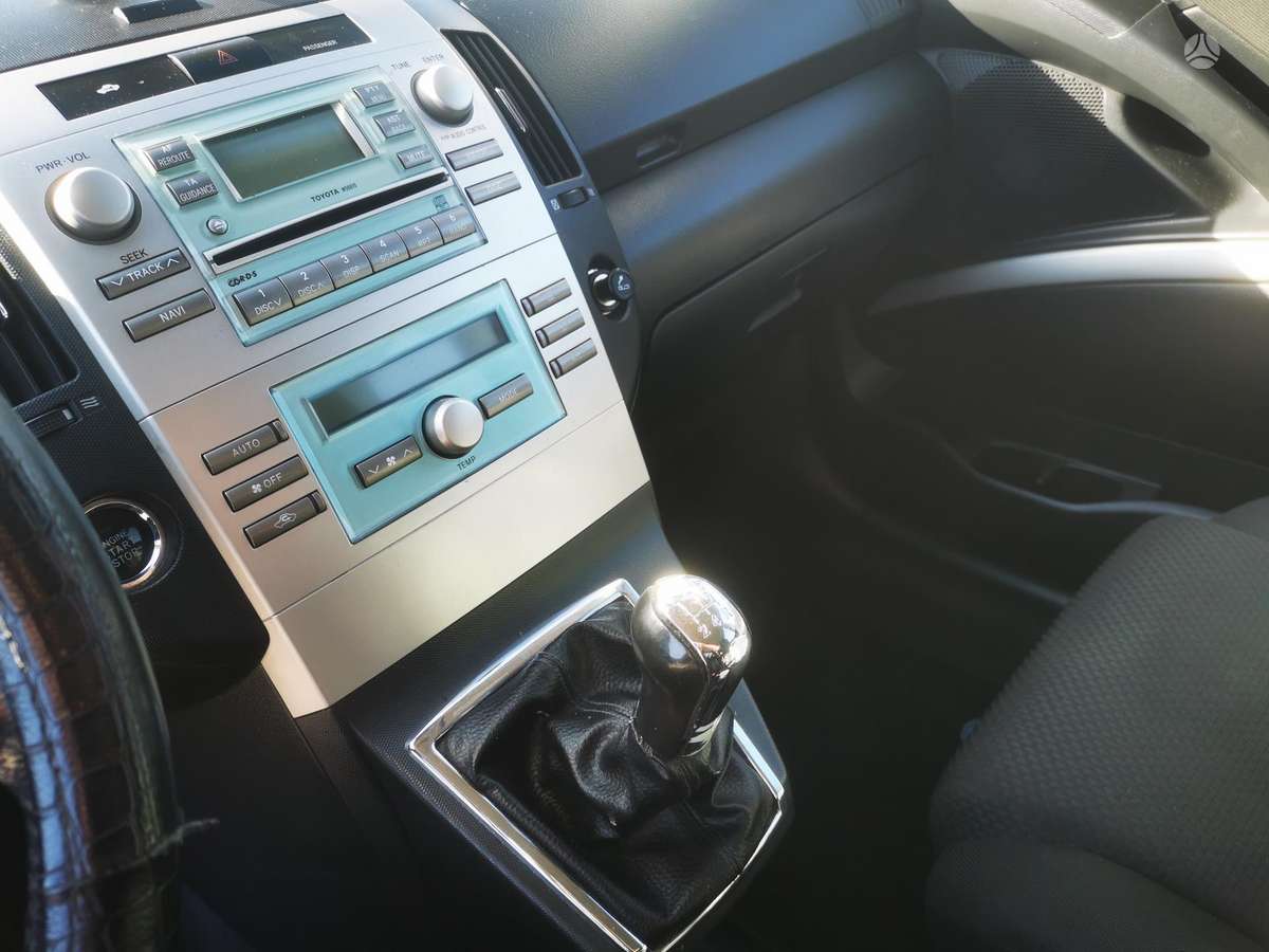 Toyota Corolla 2005 — photo 18