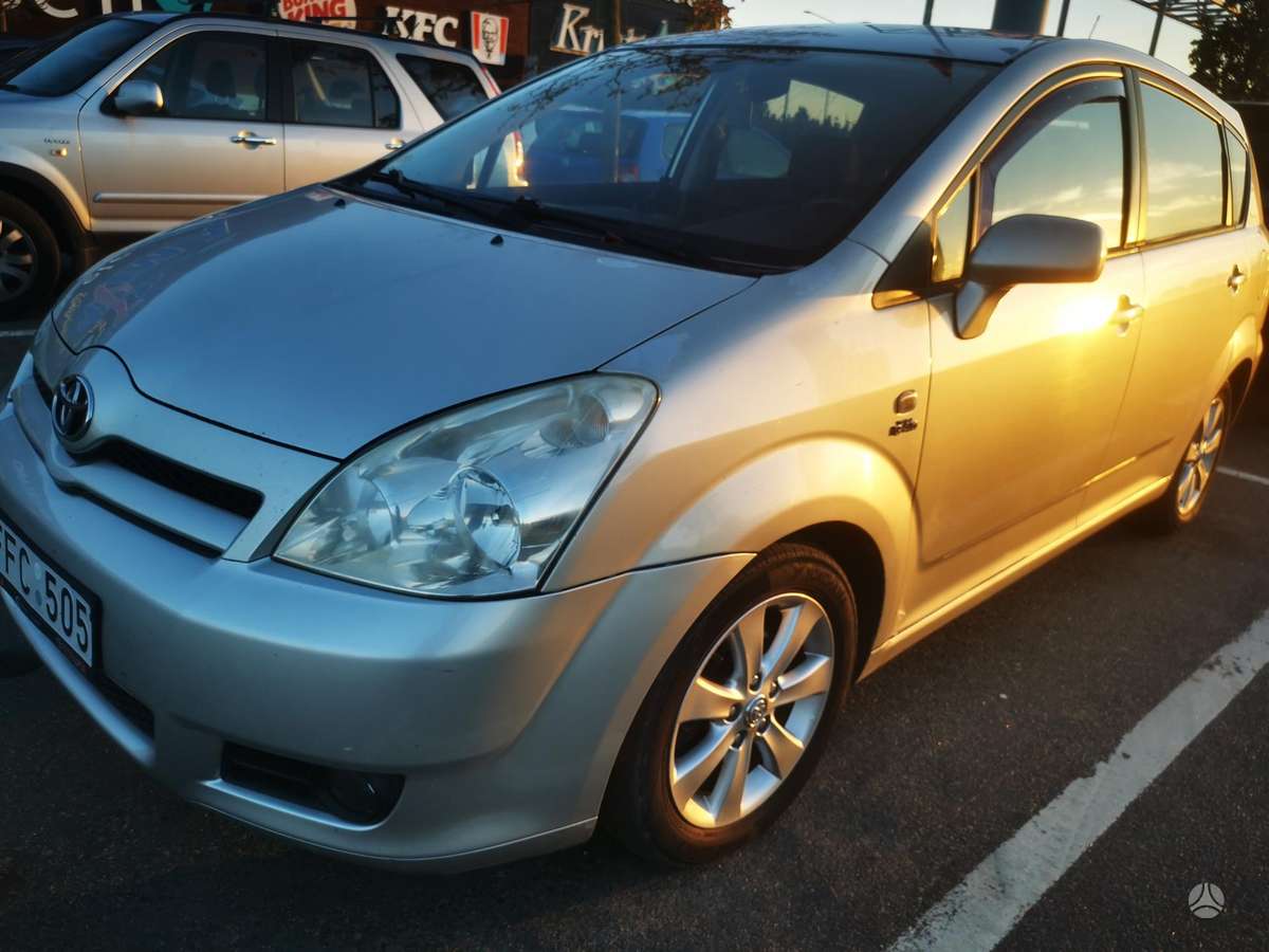 Toyota Corolla 2005 — photo 7