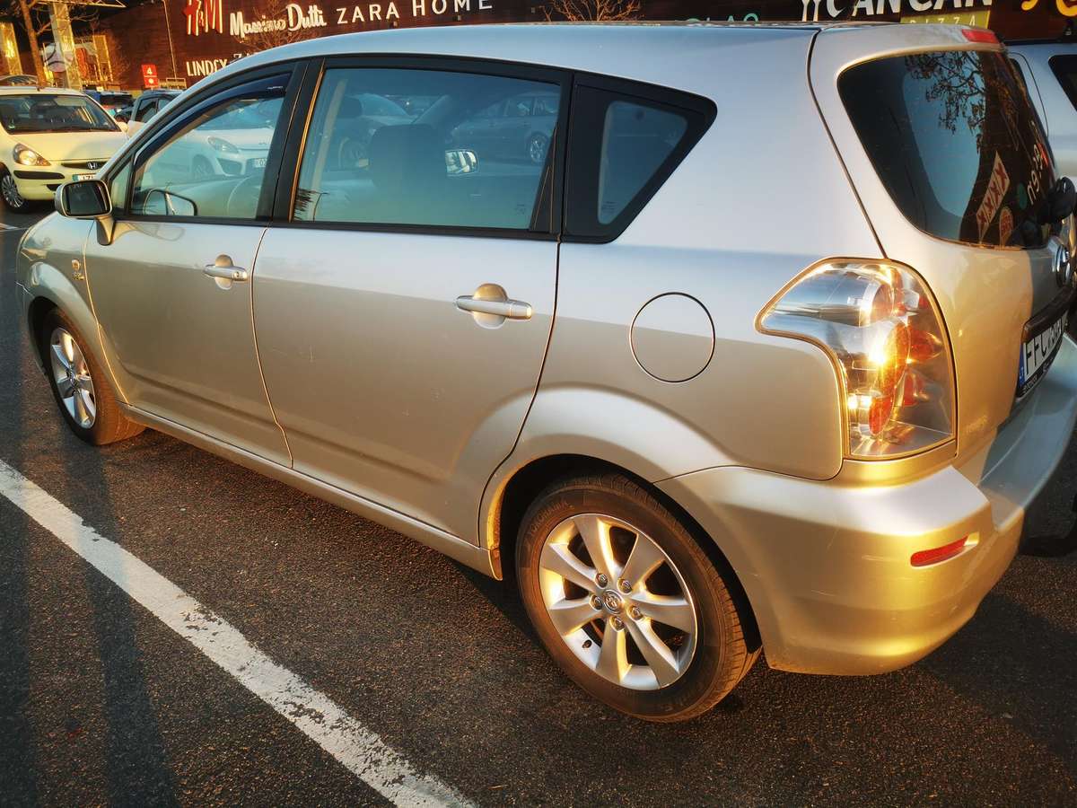 Toyota Corolla 2005 — photo 9