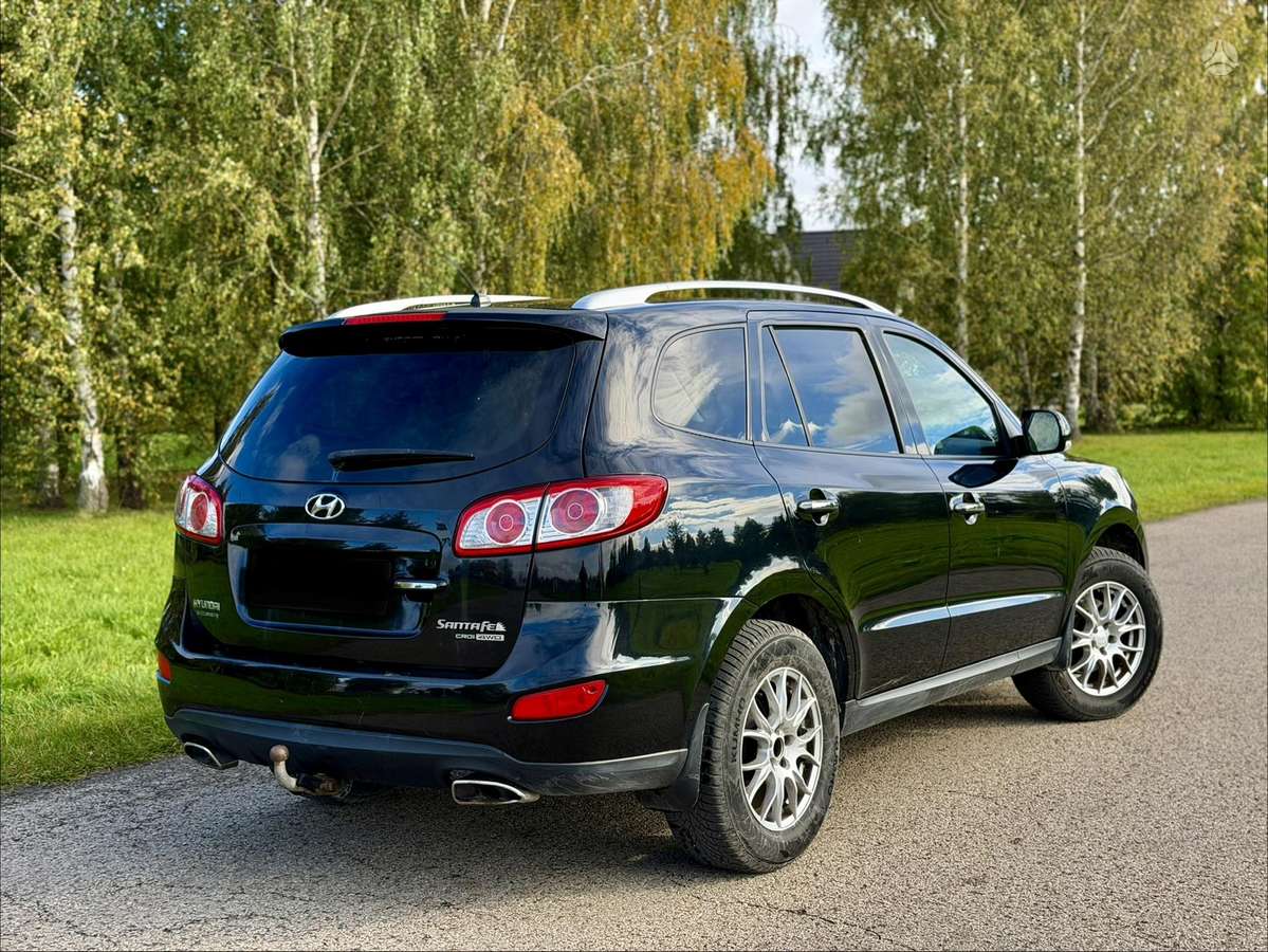 Hyundai Santa 2010 — photo 5
