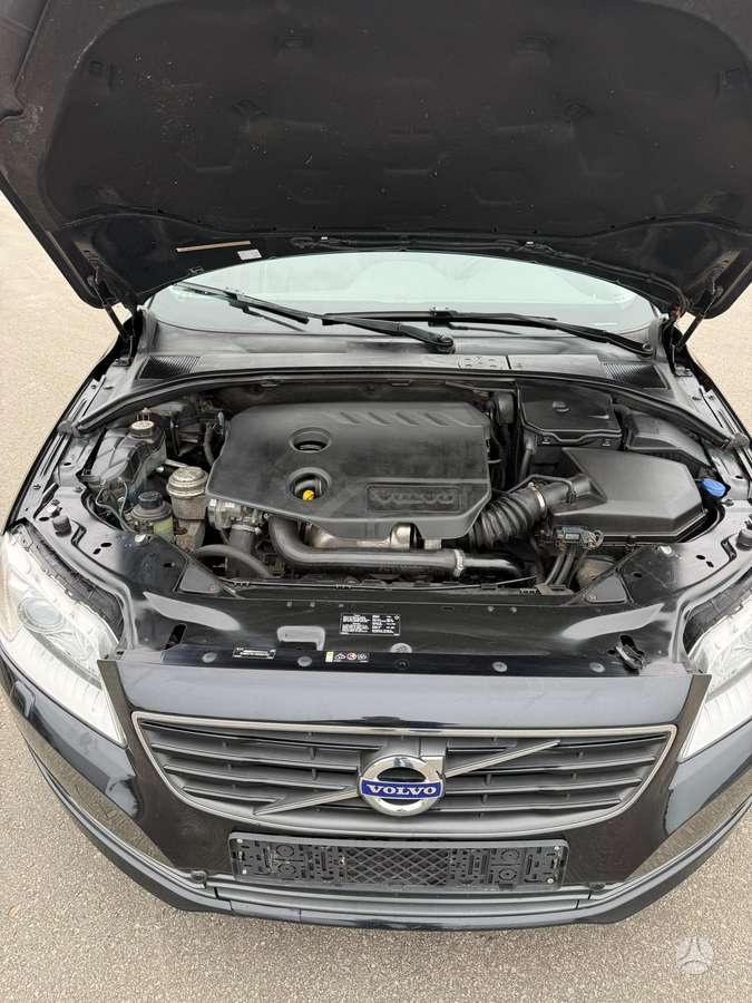 Volvo V70 2014 — photo 12