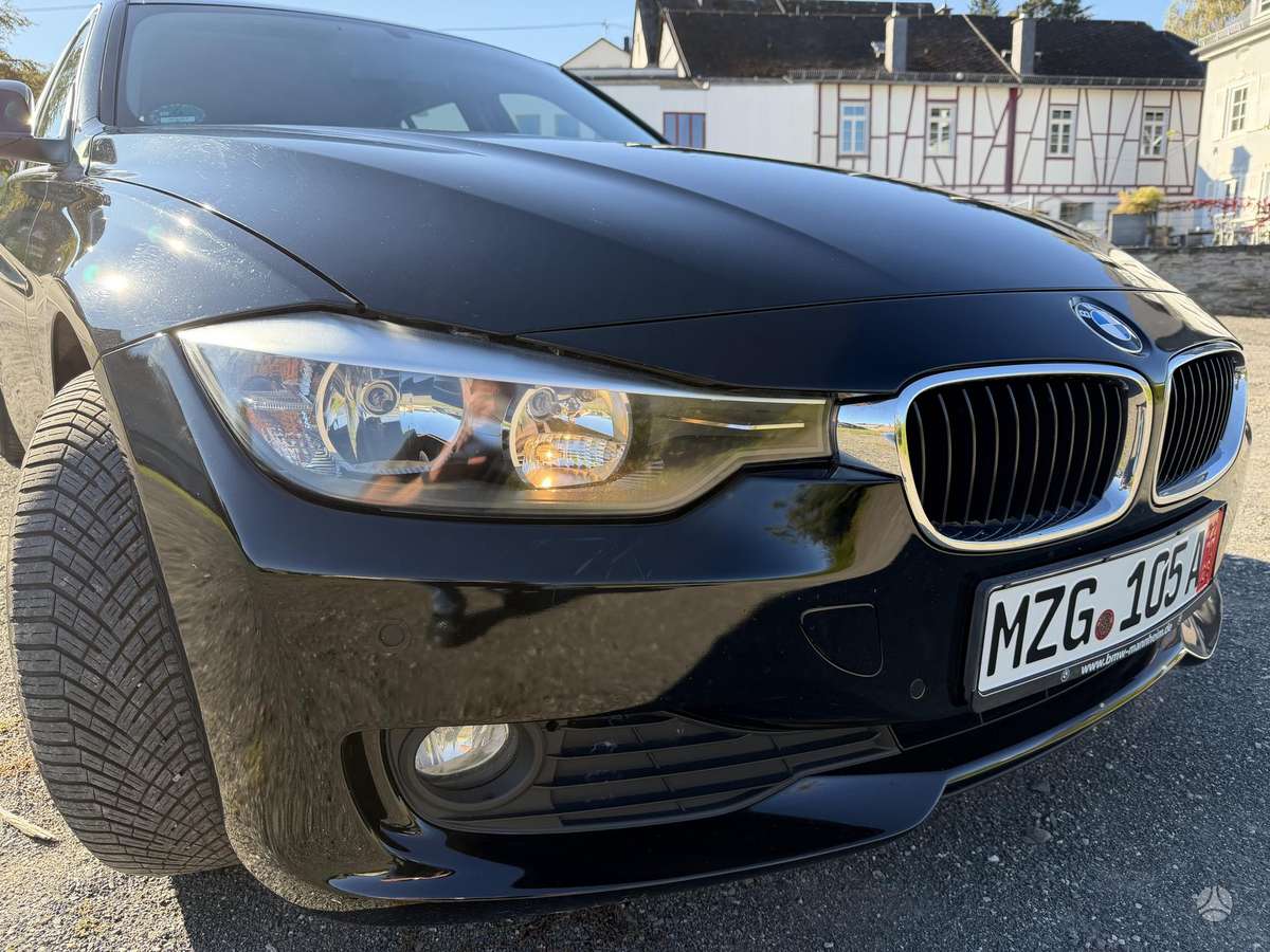 BMW 320 2013 — photo 5
