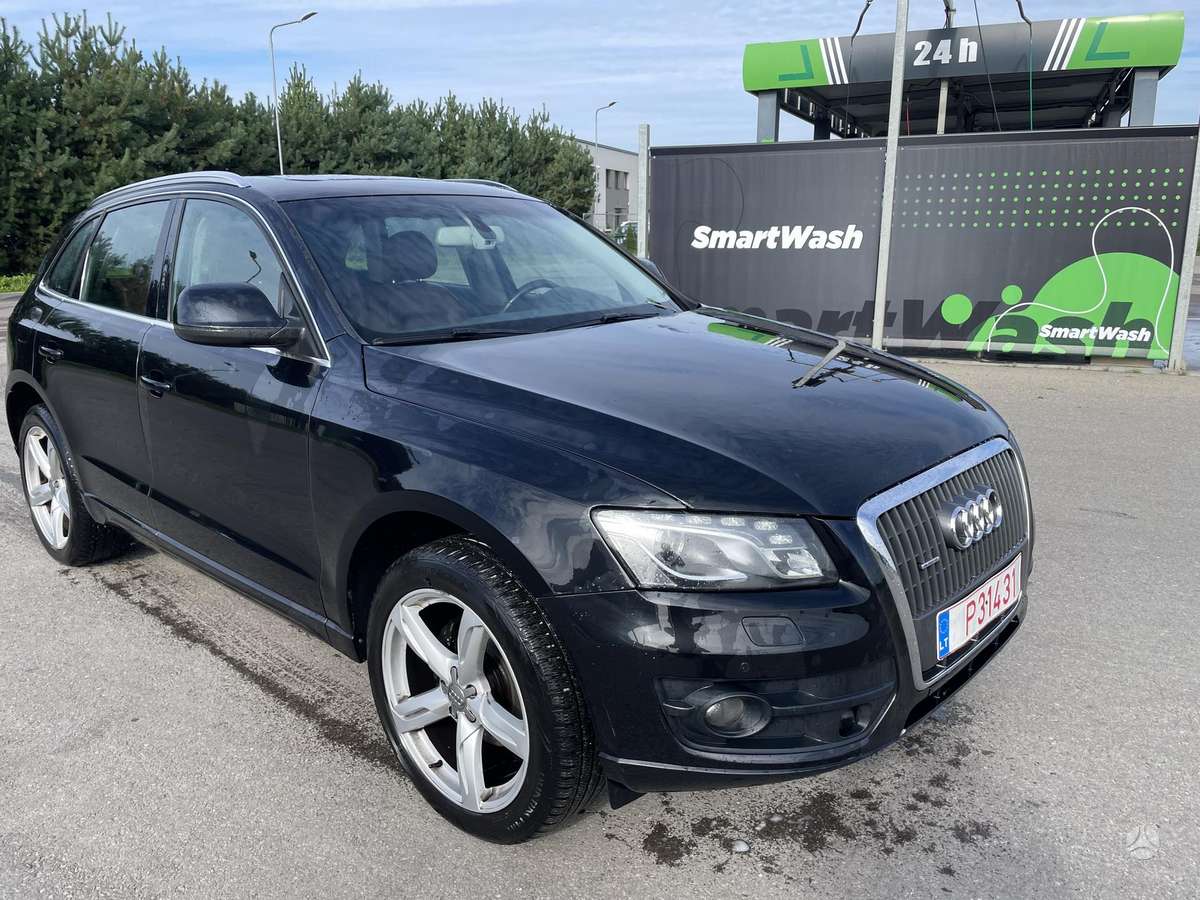 Audi Q5 2008 — салон