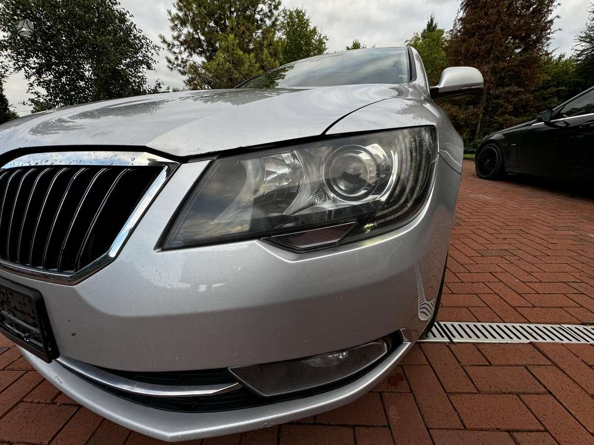 Skoda Superb 2015 — photo 7