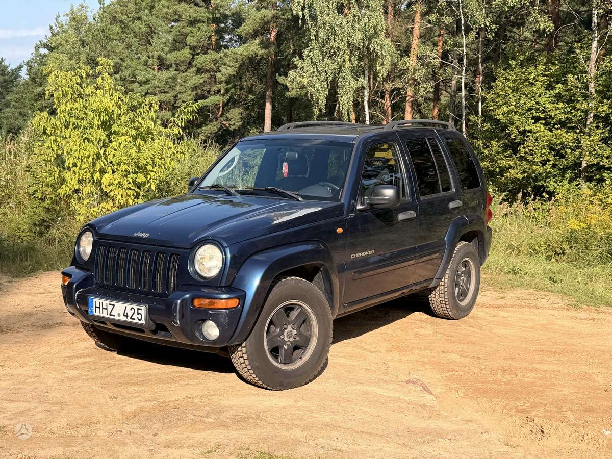 Jeep Cherokee, 2004