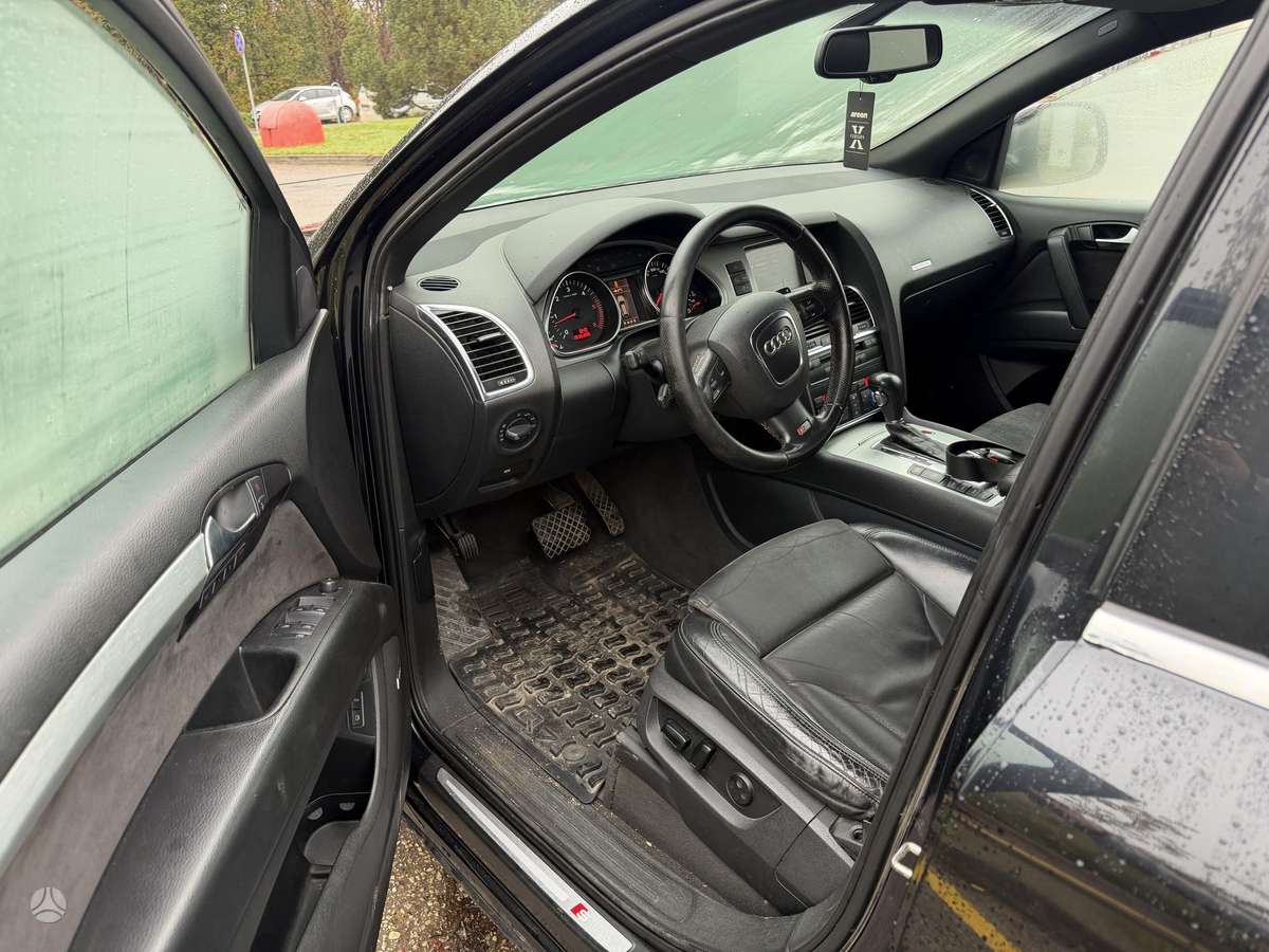 Audi Q7 2008 — photo 14