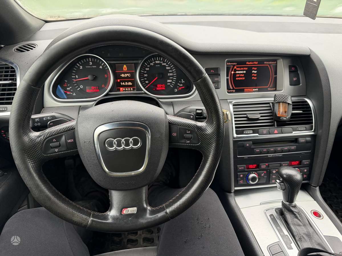Audi Q7 2008 — photo 15