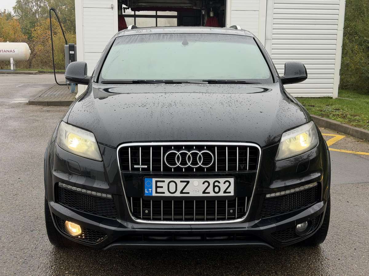 Audi Q7 2008 — engine 4200 cm³, 326 HP (240kW)