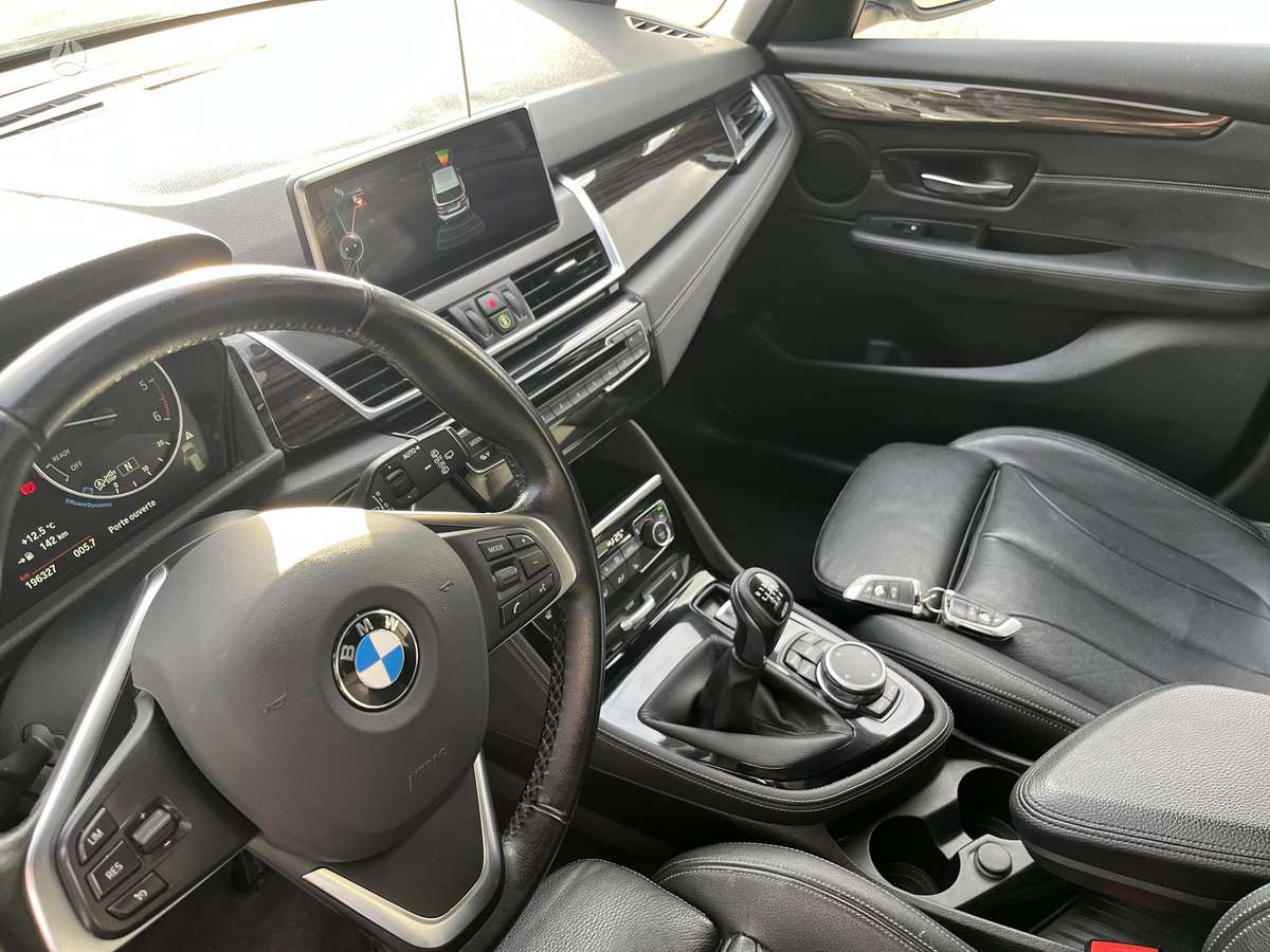 BMW 218 2015 — фото 19