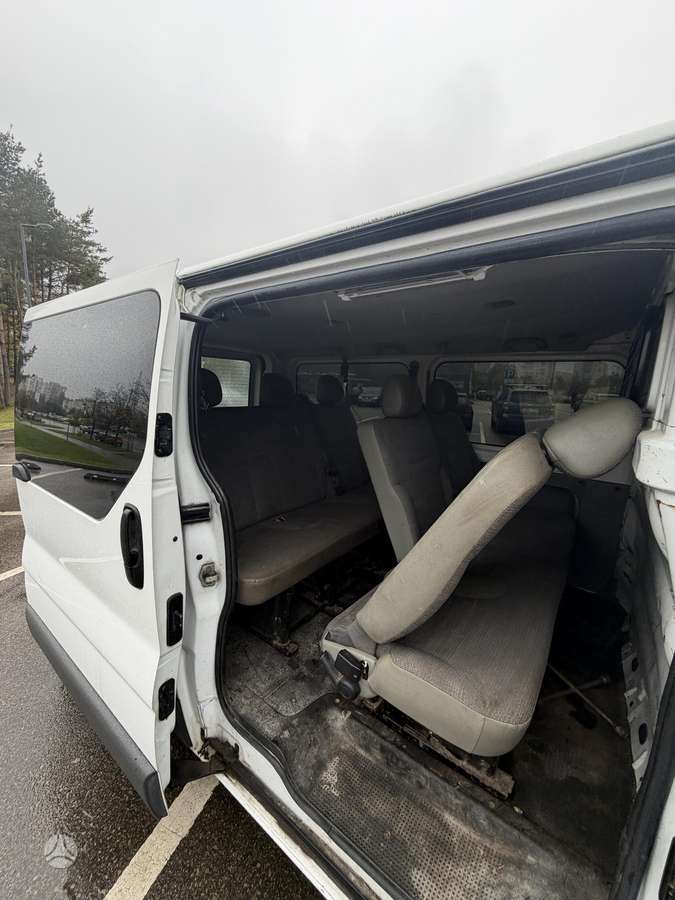 Renault Trafic 2008 — photo 9