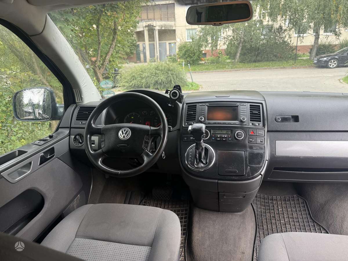 Volkswagen Multivan 2005 — photo 14