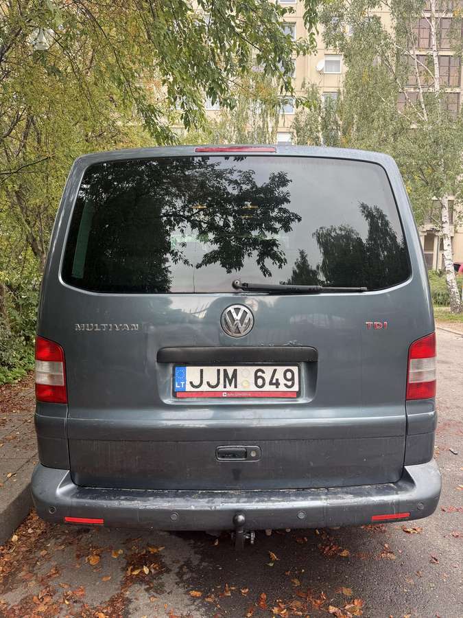 Volkswagen Multivan 2005 — photo 8