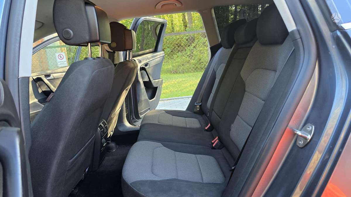 Volkswagen Passat 2013 — photo 8