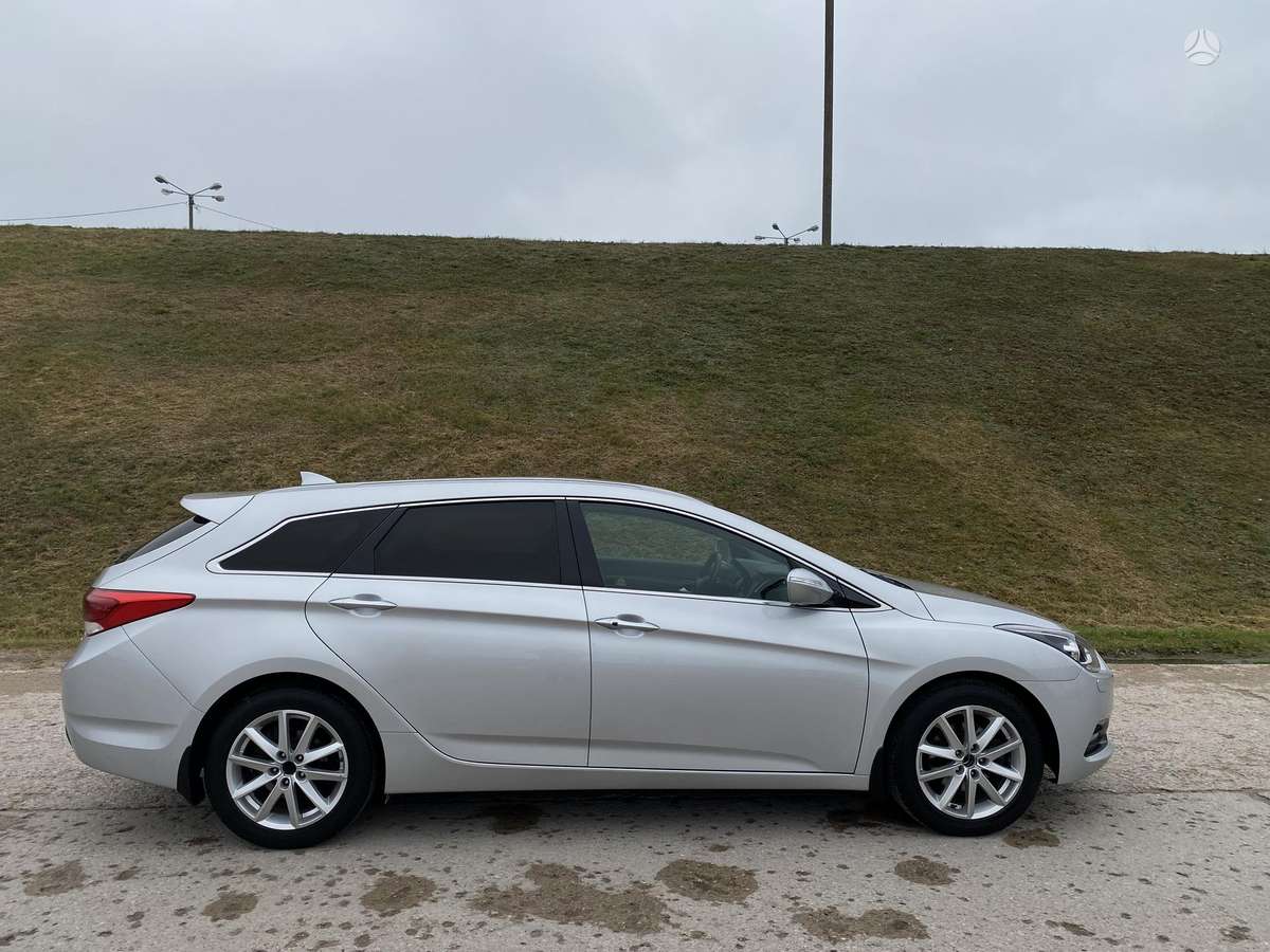 Hyundai i40 2015 — photo 9
