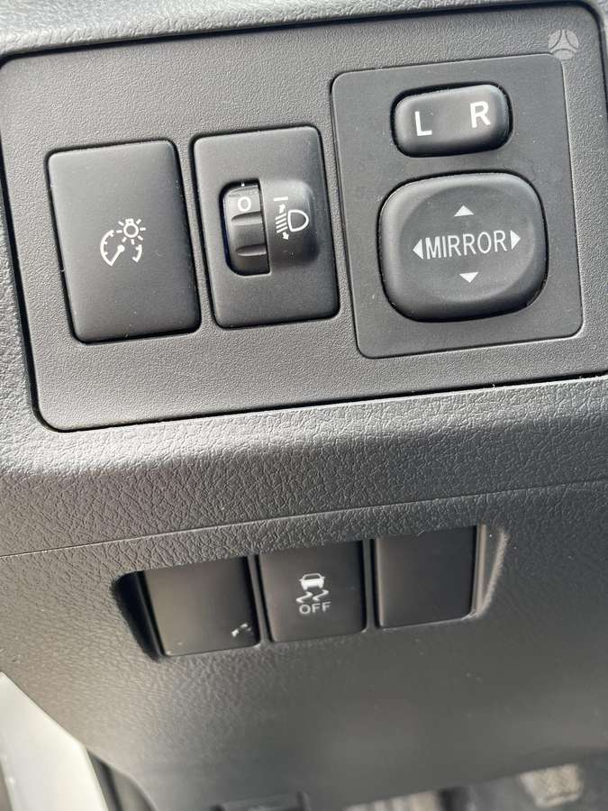 Toyota Verso 2013 — photo 19