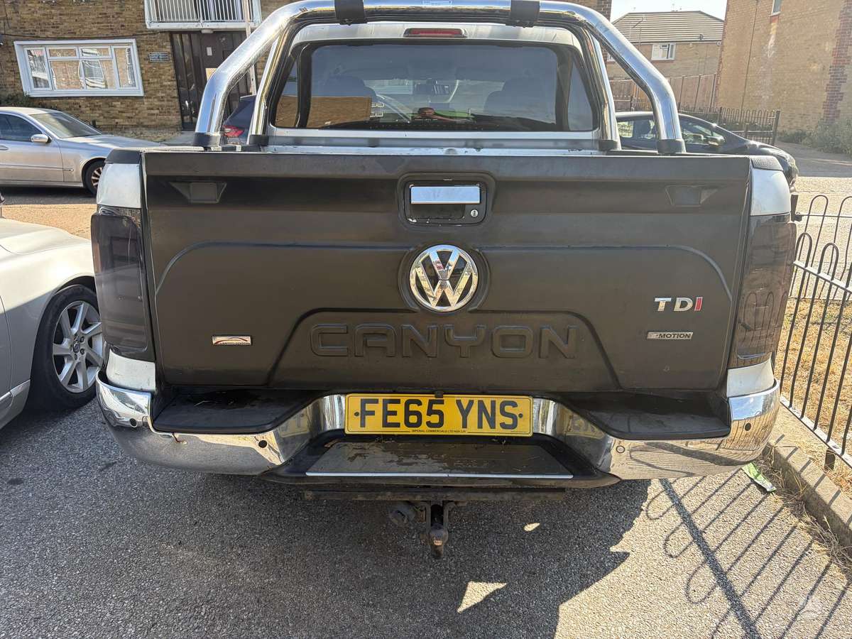 Volkswagen Amarok 2015 — photo 6