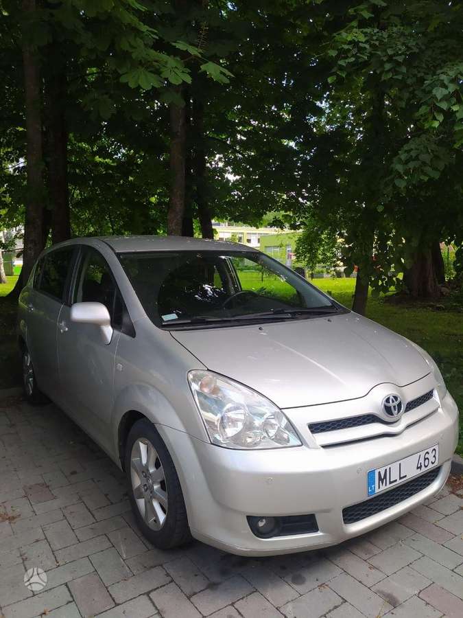 Toyota Corolla 2007 — вигляд ззаду