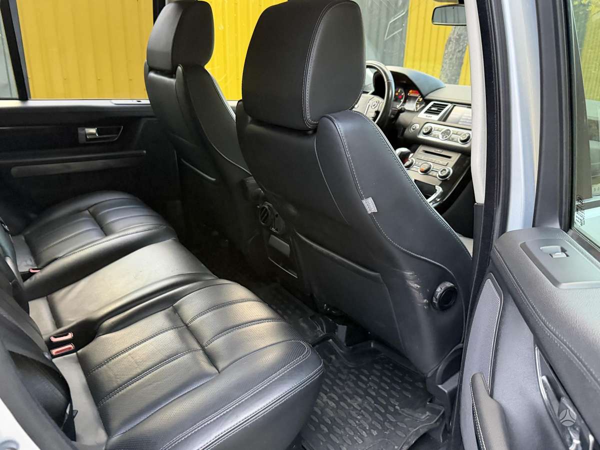 Land Rover 2011 — photo 12