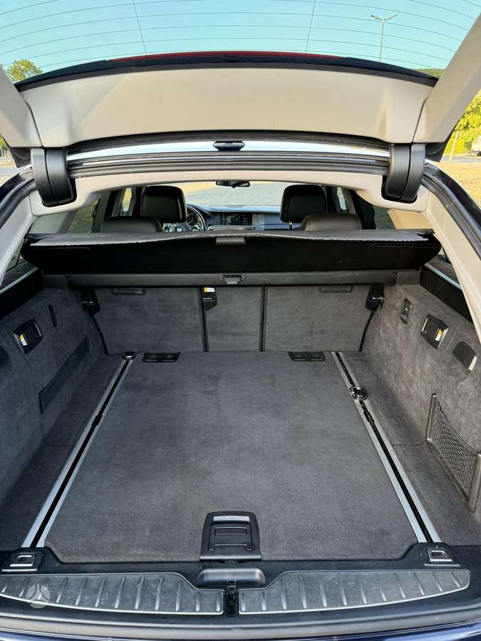 BMW 525 2012 — photo 12