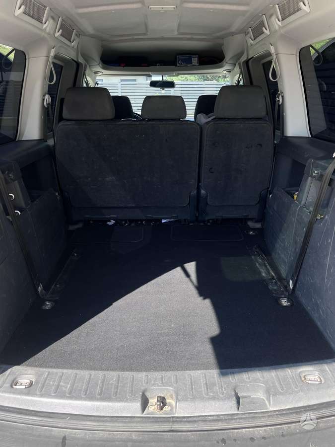 Volkswagen Caddy 2011 — photo 18