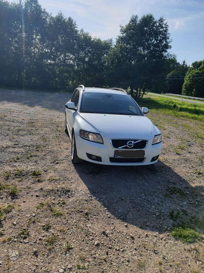 Volvo V50 2011 — photo 12