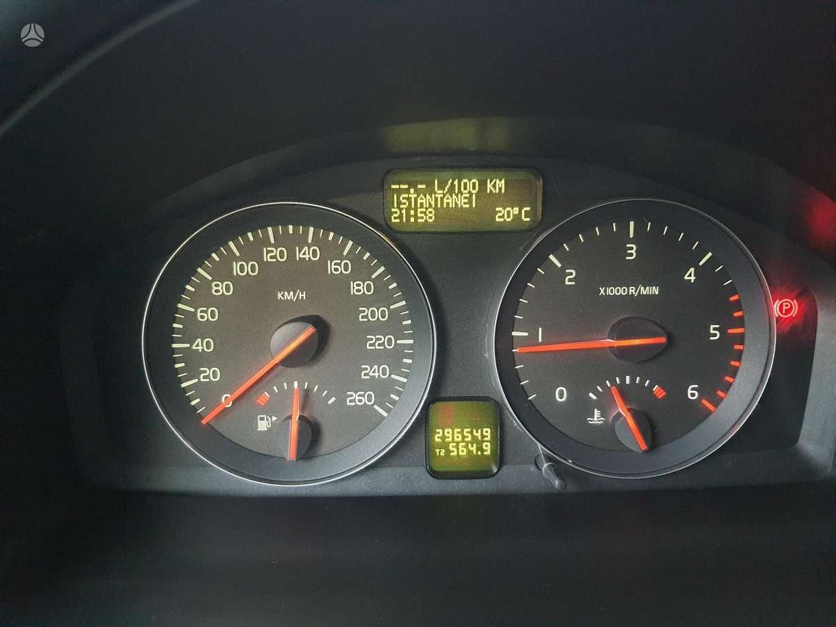 Volvo V50 2011 — photo 20