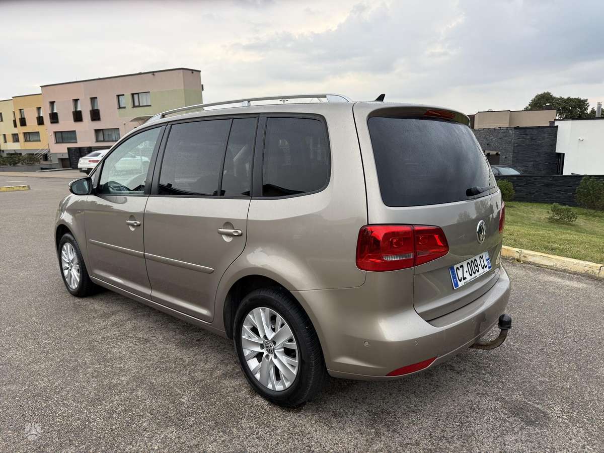 Volkswagen Touran 2013 — photo 5