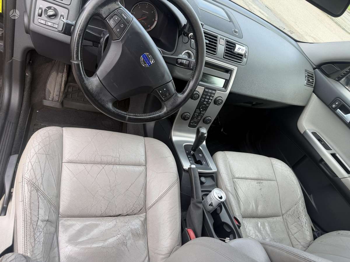 Volvo V50 2007 — photo 7