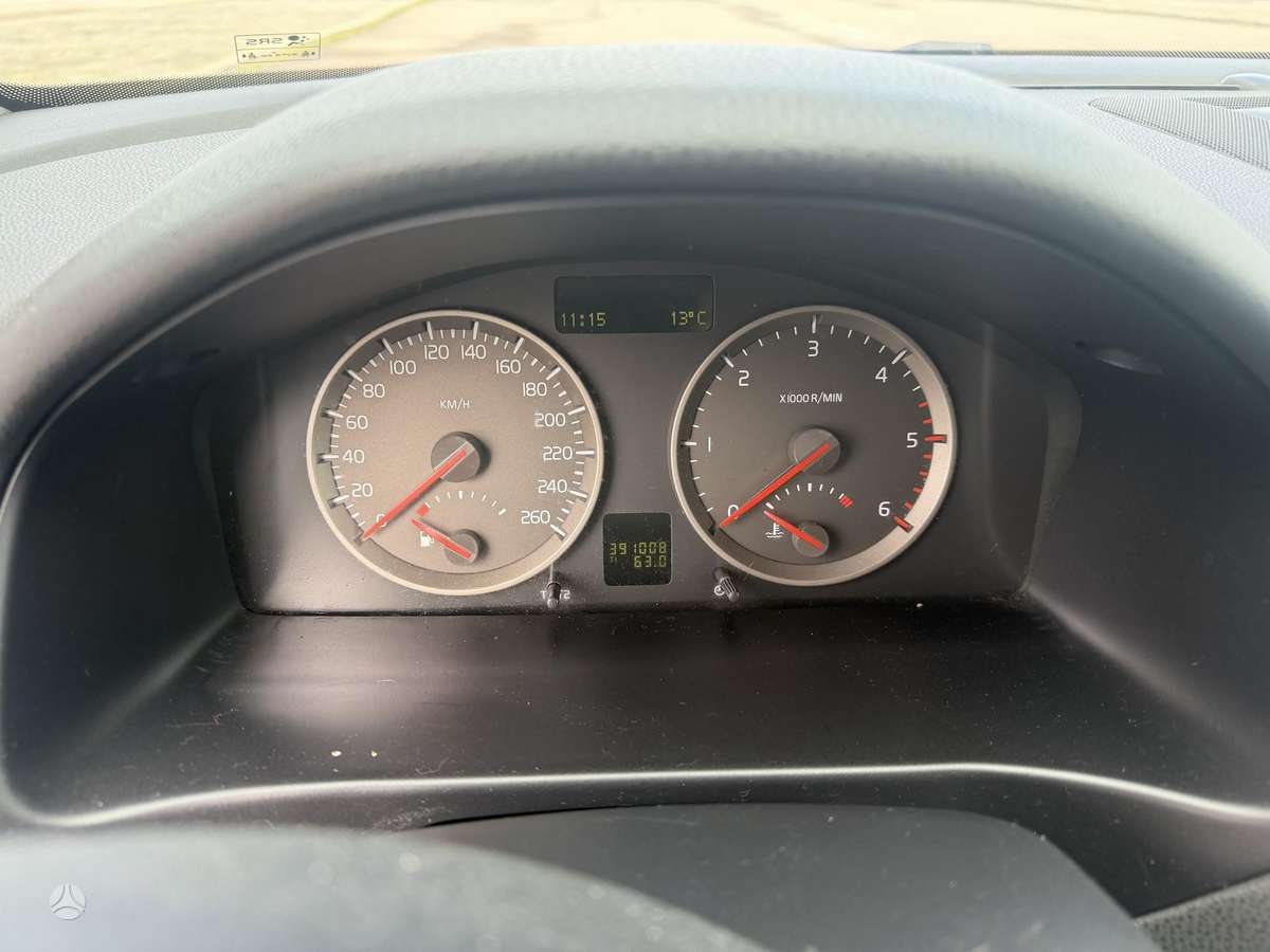 Volvo V50 2007 — photo 8
