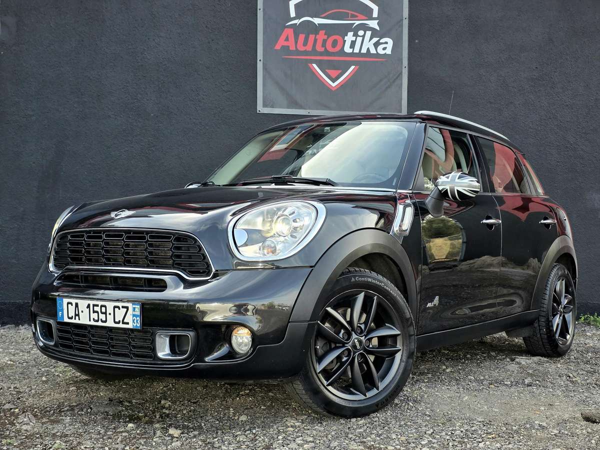 Mini Countryman 2012 — interior