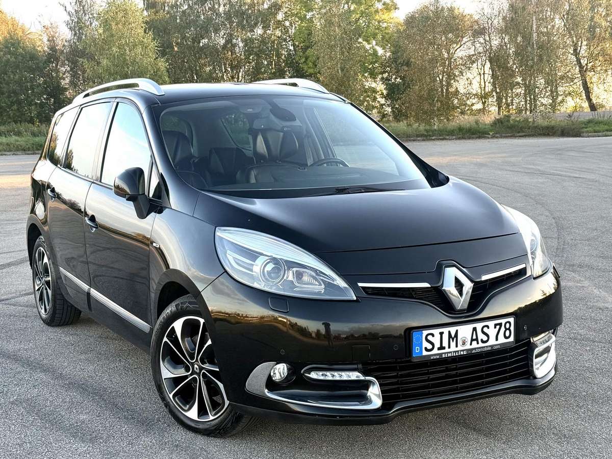 Renault Scenic 2015 — interior