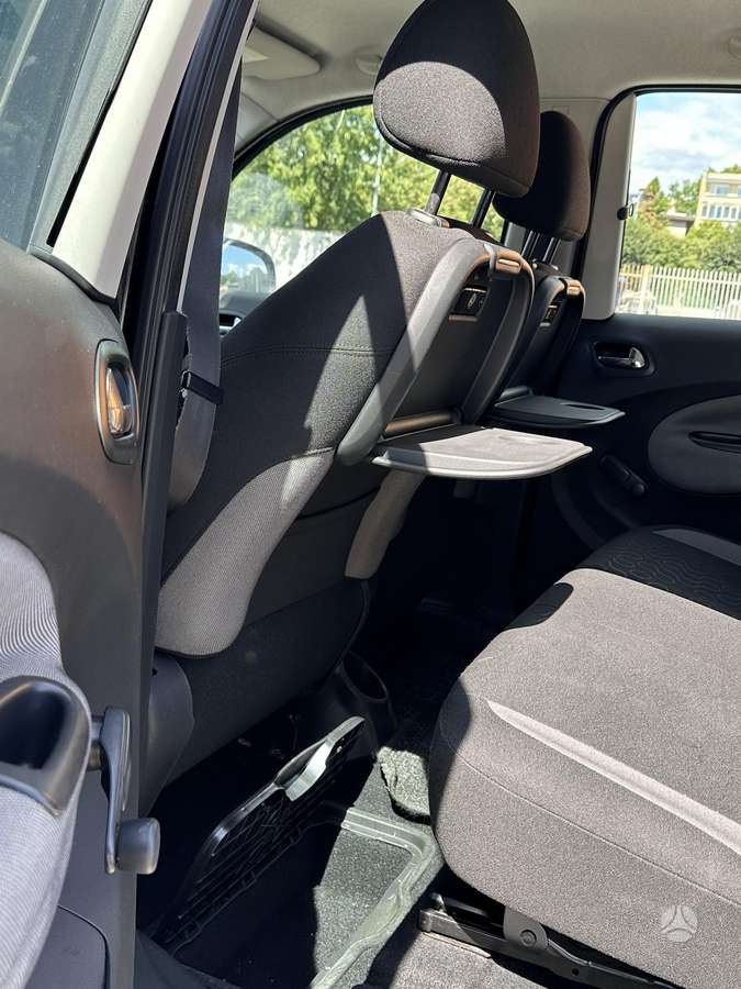 Citroen C3 2009 — photo 6
