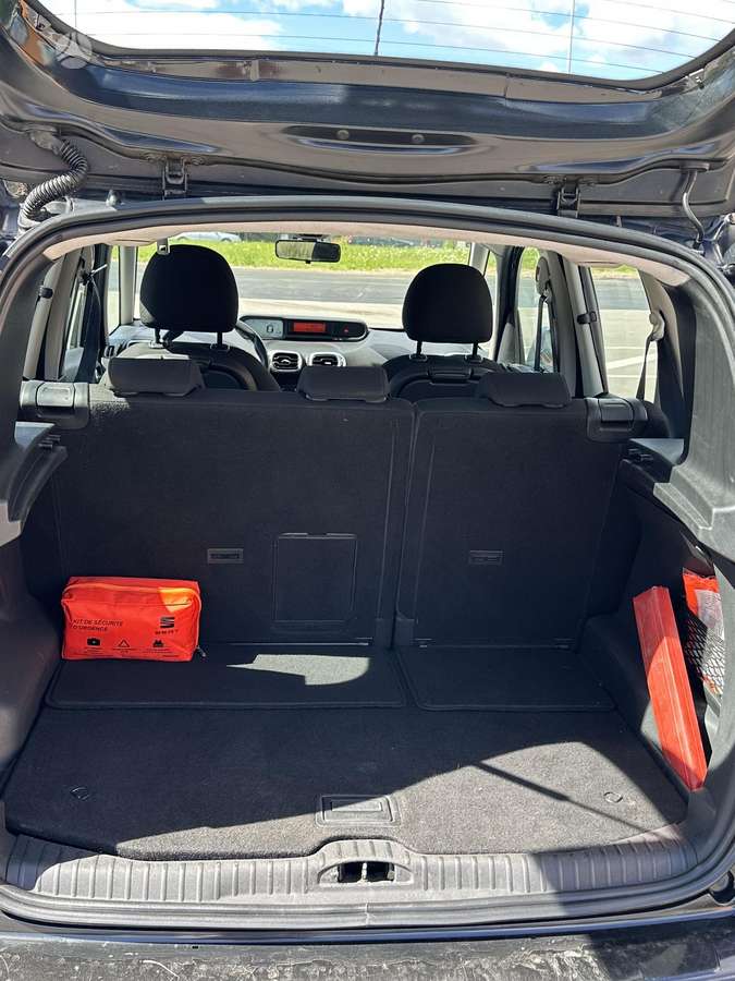 Citroen C3 2009 — photo 9