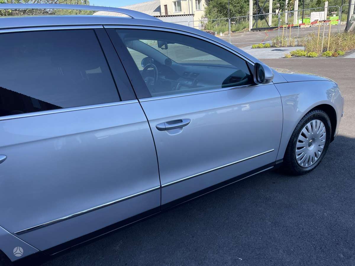 Volkswagen Passat 2010 — photo 6