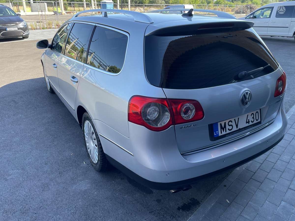 Volkswagen Passat 2010 — photo 8