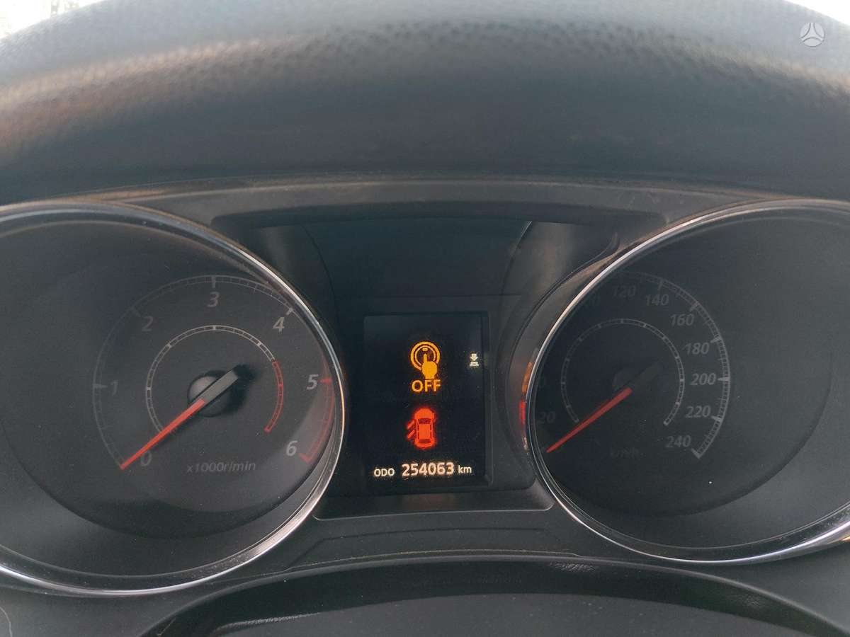 Peugeot 4008 2013 — photo 20