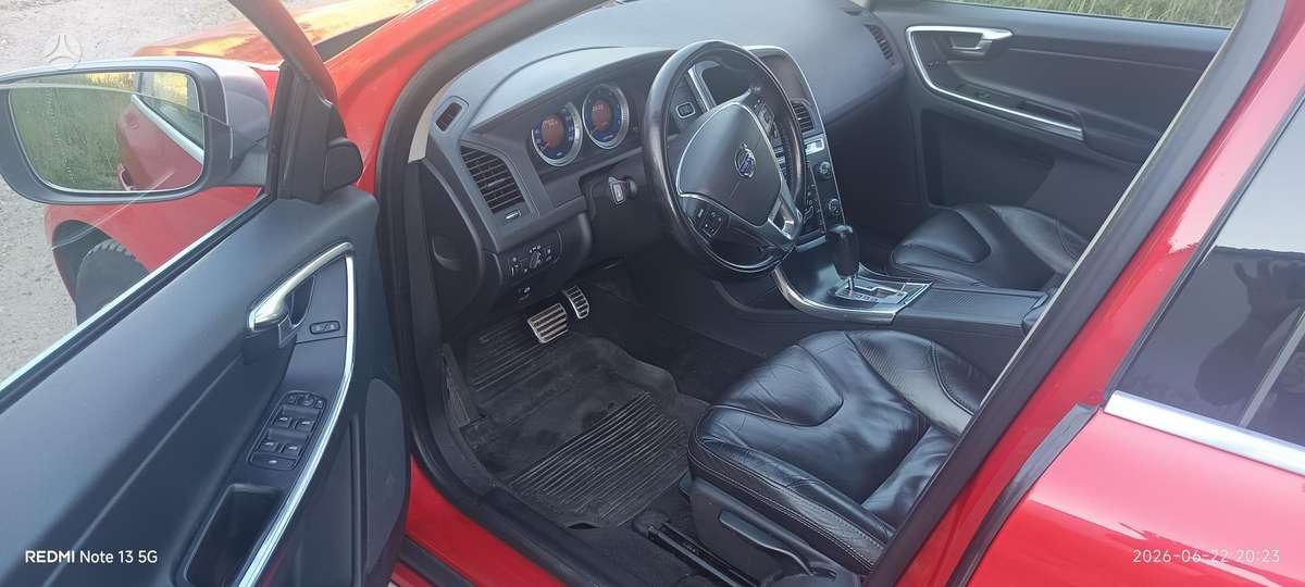 Volvo XC60 2012 — фото 13