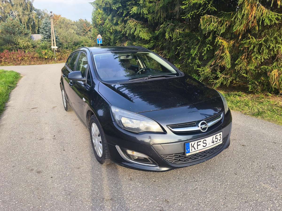 Opel Astra, 2013