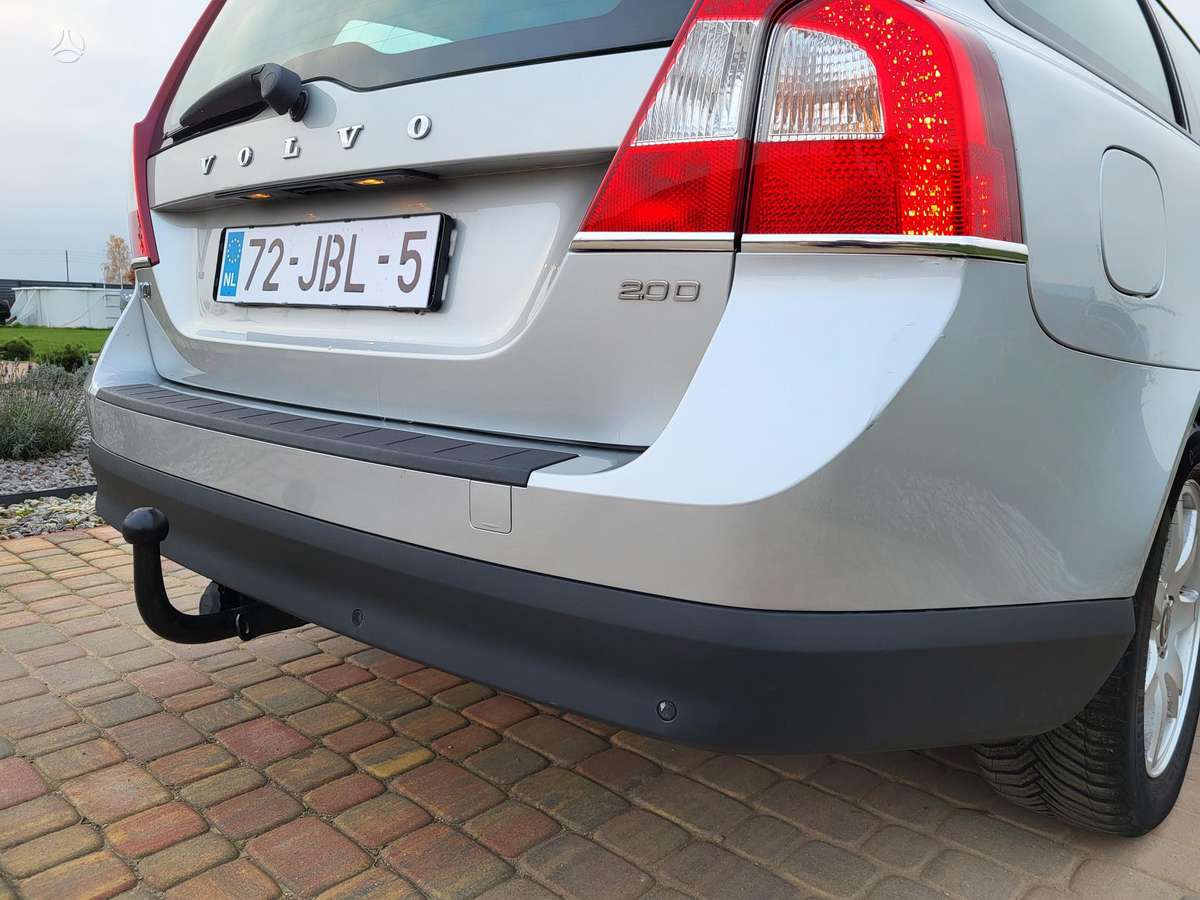 Volvo V70 2009 — photo 9