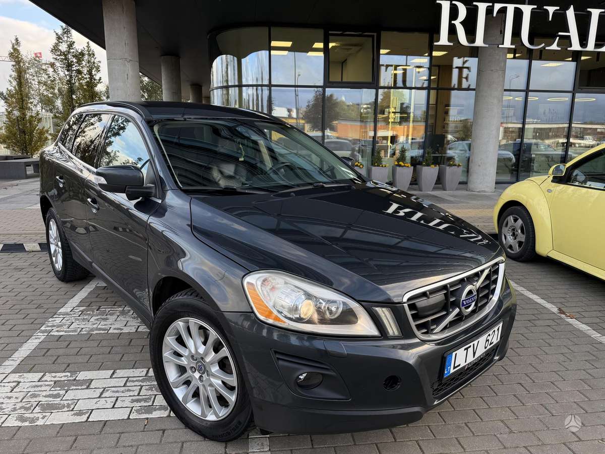 Volvo XC60 2009 — photo 14