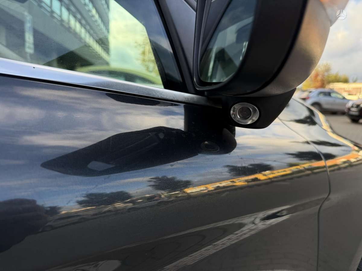 Volvo XC60 2009 — photo 34