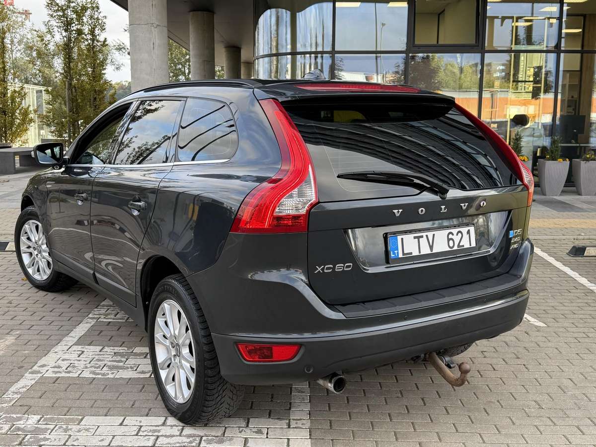 Volvo XC60 2009 — photo 6