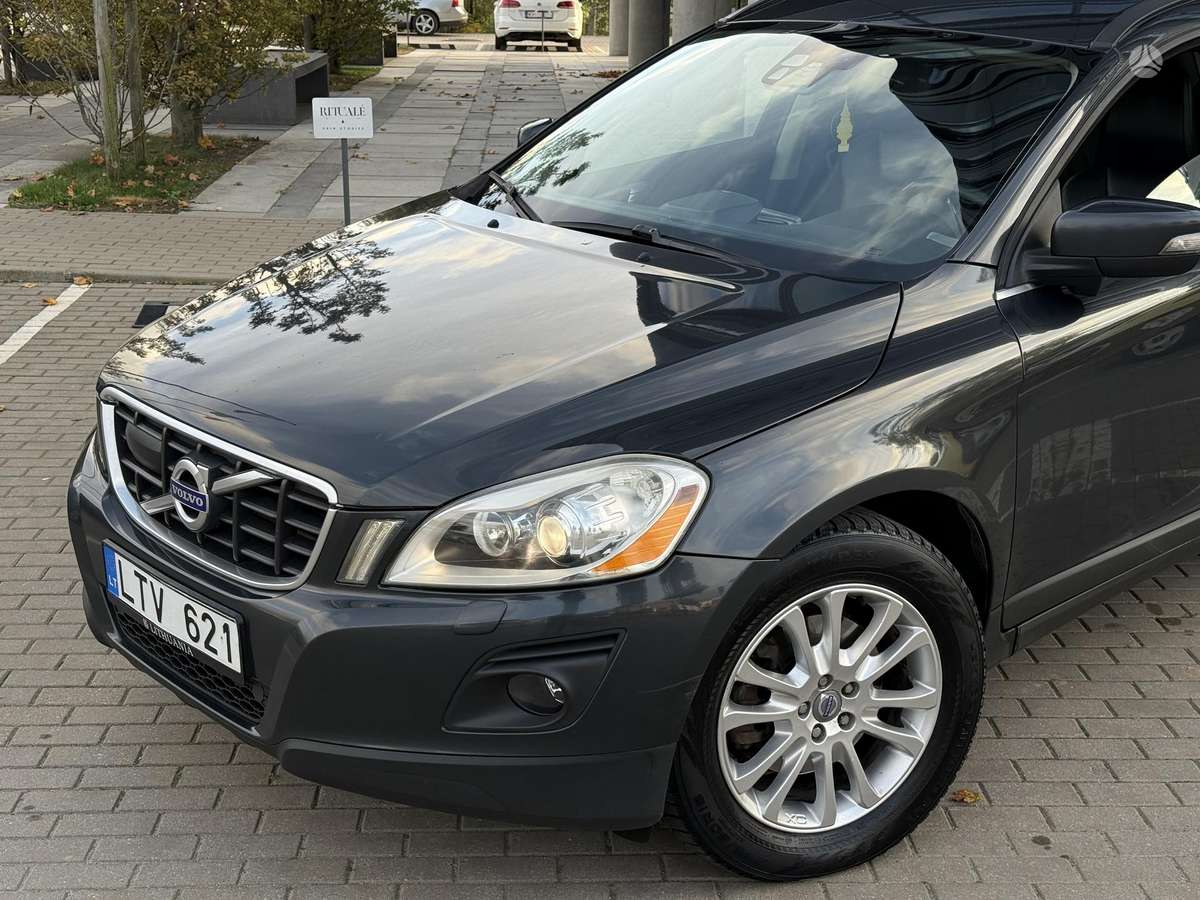 Volvo XC60 2009 — photo 7