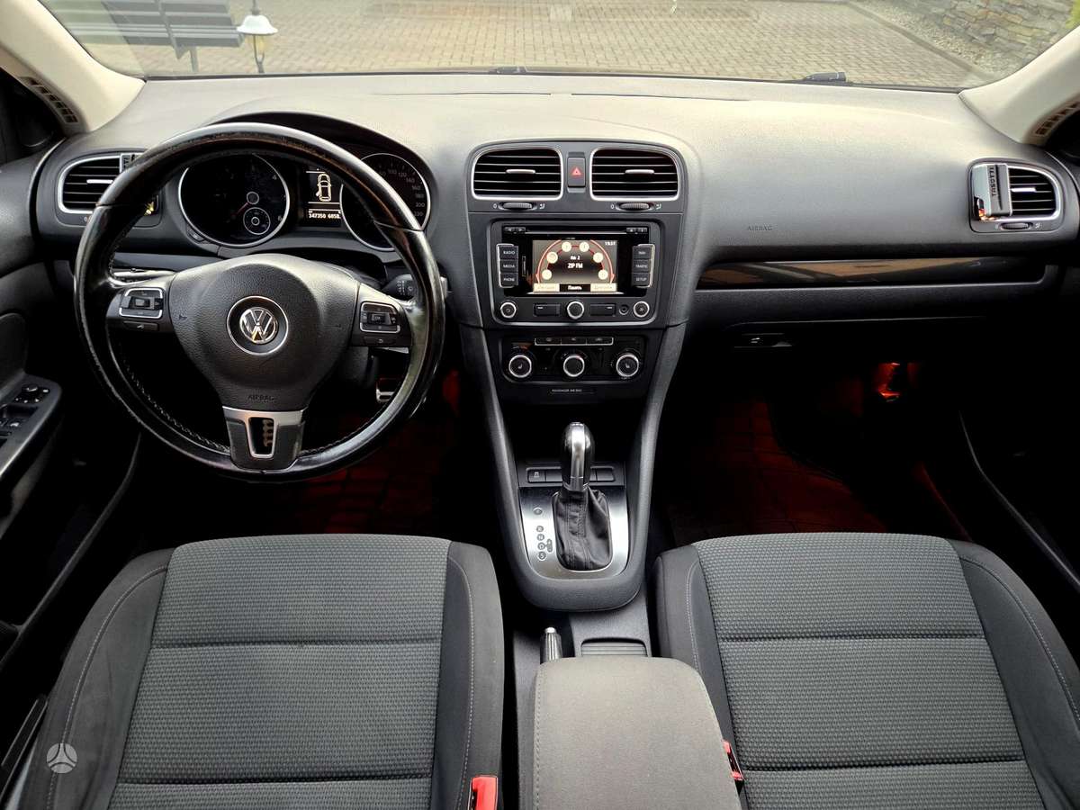 Volkswagen Golf 2011 — photo 13