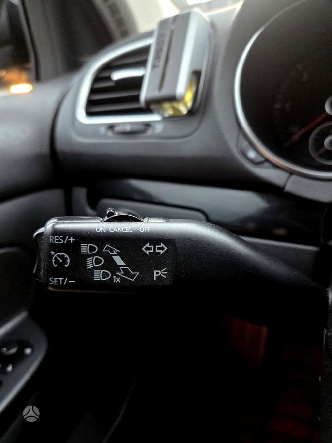 Volkswagen Golf 2011 — photo 18
