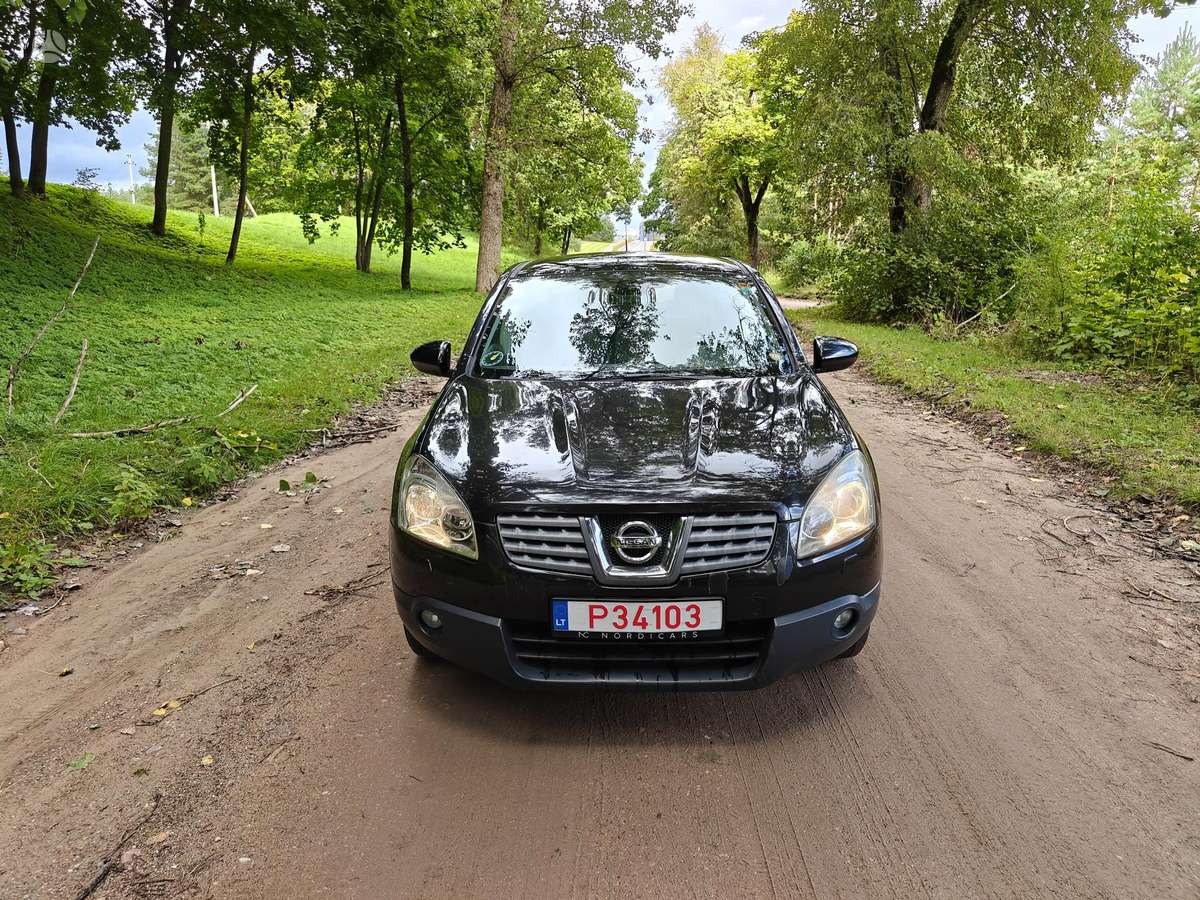 Nissan Qashqai 2007 — rear view