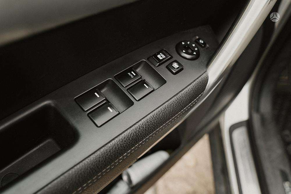 Kia Sorento 2011 — photo 14