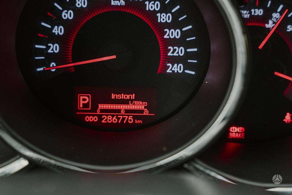 Kia Sorento 2011 — photo 22