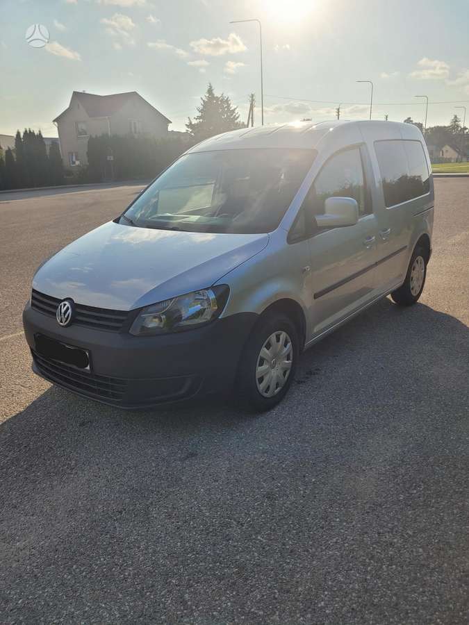Volkswagen Caddy 2011 — rear view