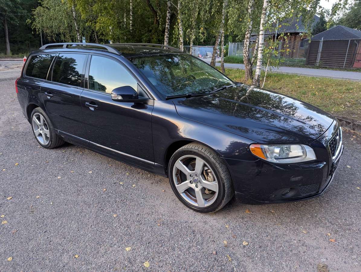 Volvo V70 2008 — vehicle for AFU Ukraine